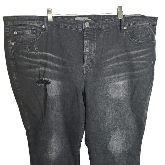 Torrid Crop Boyfriend Jean - Classic Denim Medium Wash, Anthracite, Size 24 - Picture 2 of 8